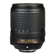 Nikon AF-S DX NIKKOR 18-140mm f/3,5-5,6G ED VR (JAA819DA)