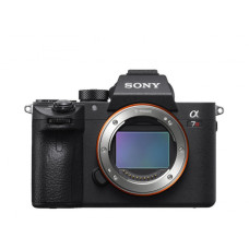 Sony Alpha A7R III body (ILCE7RM3)