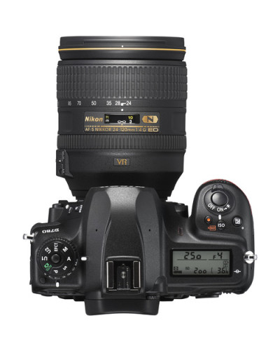 Nikon D780 kit (24-120mm) (VBA560K001)